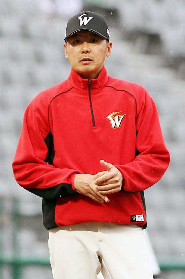 프로야구 SK 새 감독에 김원형 두산 코치<YONHAP NO-1808>