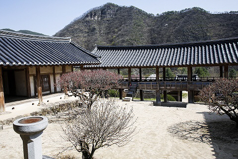 1111-1_국가_보물_병산서원(만대루)