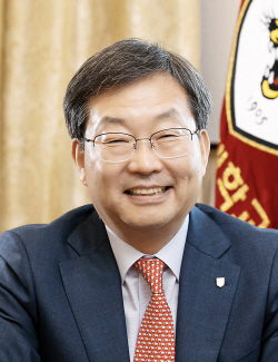 고려대_정진택총장