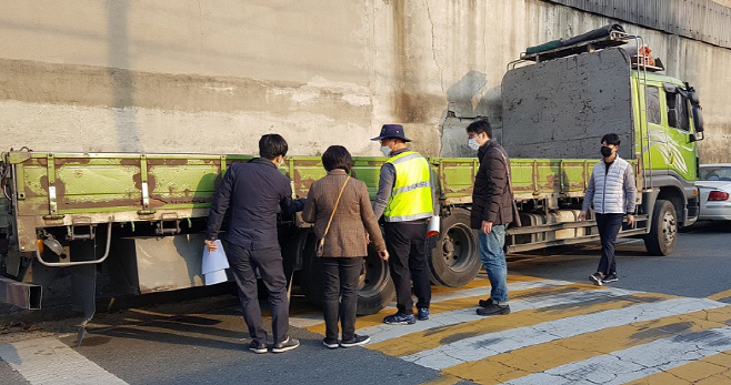화물차 적재함 불법장치
