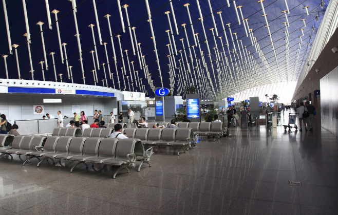 푸둥공항