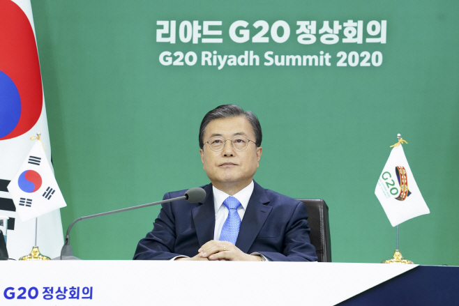 G20 정상회의 참석한 문재인 대통령<YONHAP NO-0308>
