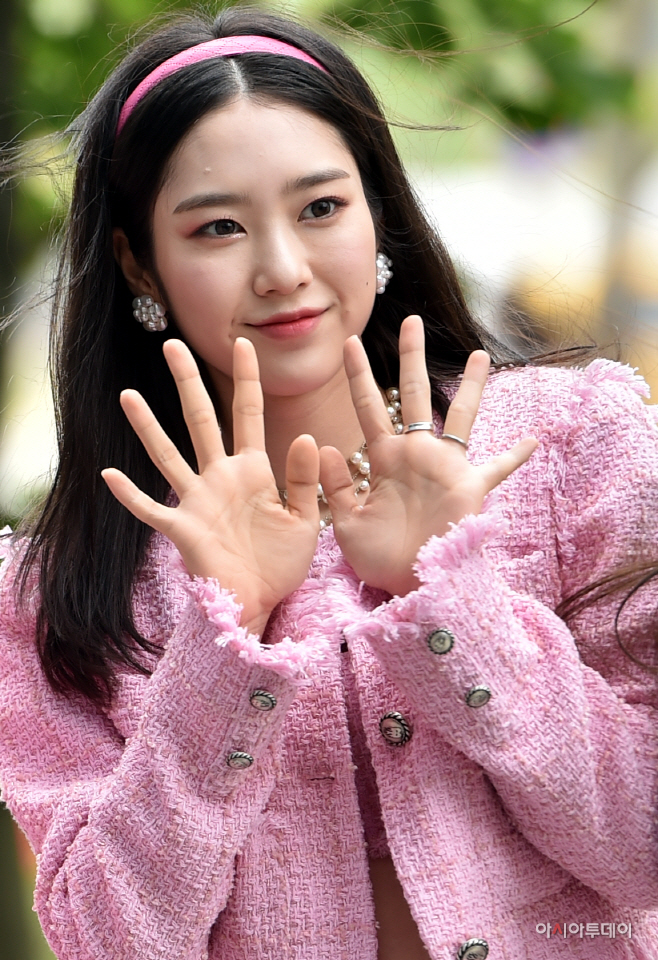 [포토] 오마이걸 지호, 예쁜인사!