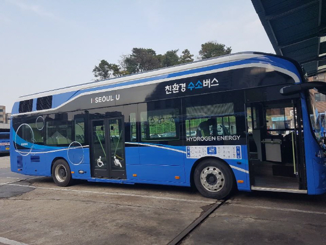 서울시 수소버스 1대 투입<YONHAP NO-1649>