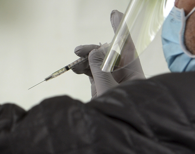 Virus Outbreak California Vaccines <YONHAP NO-3566> (AP)