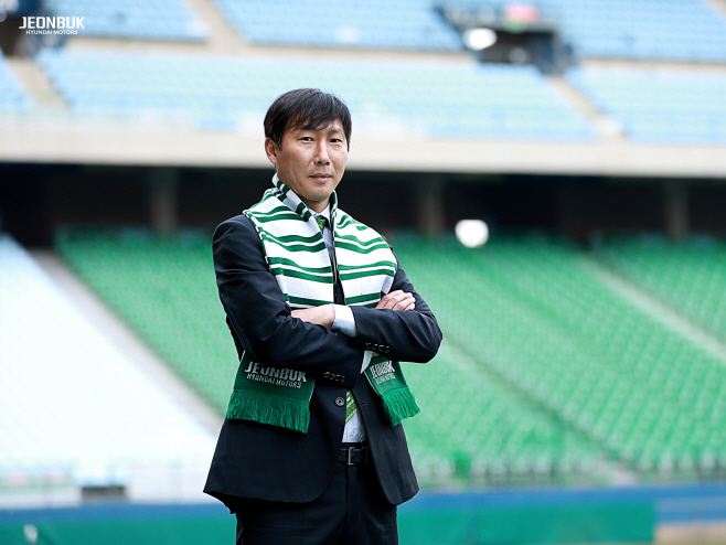 전북 새 감독에 김상식>