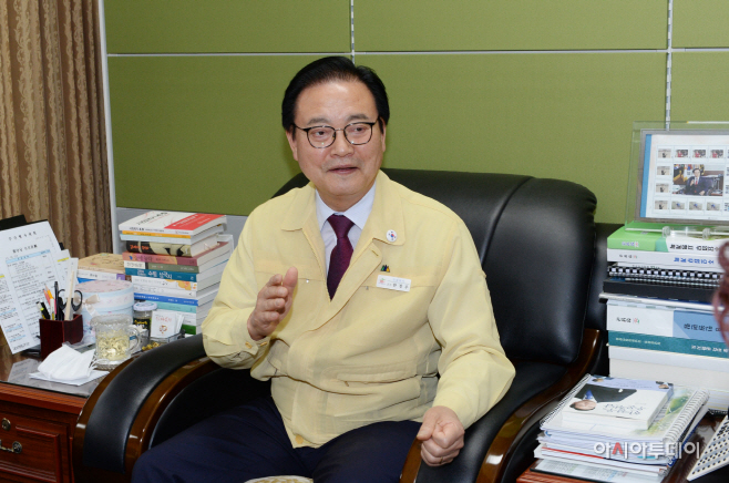 200630(인터뷰 장면)