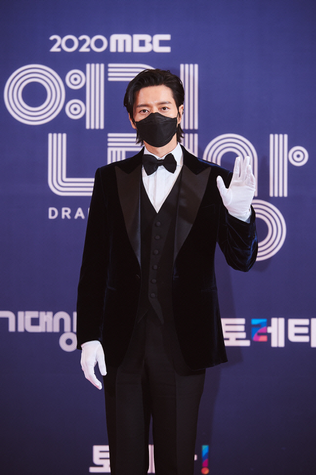 박해진