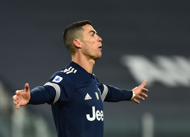 SOCCER-ITALY-JUV-SAS/REPORT <YONHAP NO-1566> (REUTERS)