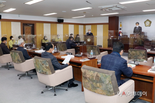 군의회