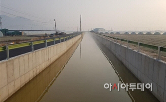 사진1. 배수로 설치