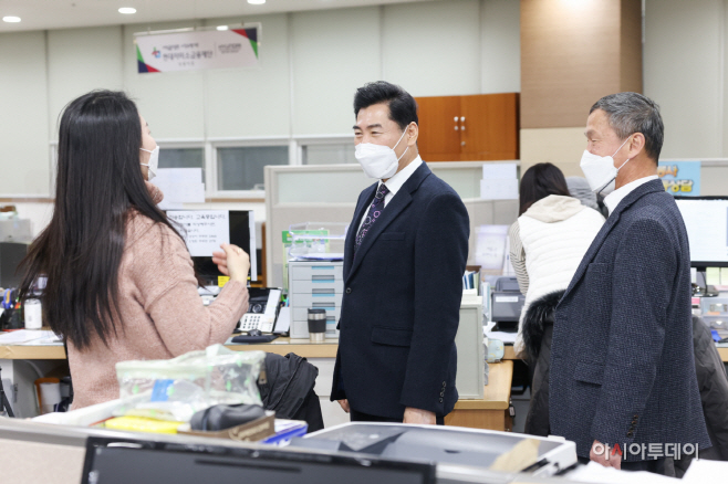 김상돈 시장 동사업소 직원 격려사진 (1)