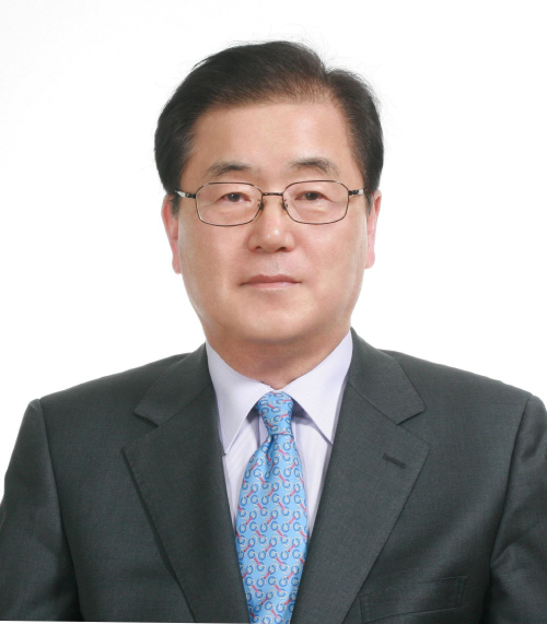 문 대통령, 외교장관에 정의용 외교안보특보 내정