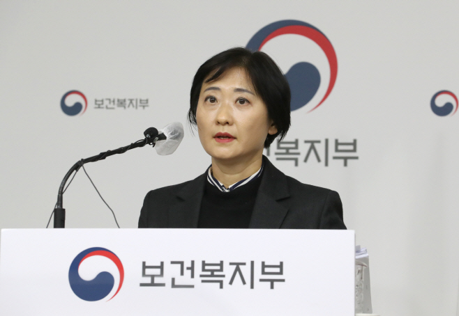 국민건강증진종합계획 브리핑하는 이스란 건강정책국장