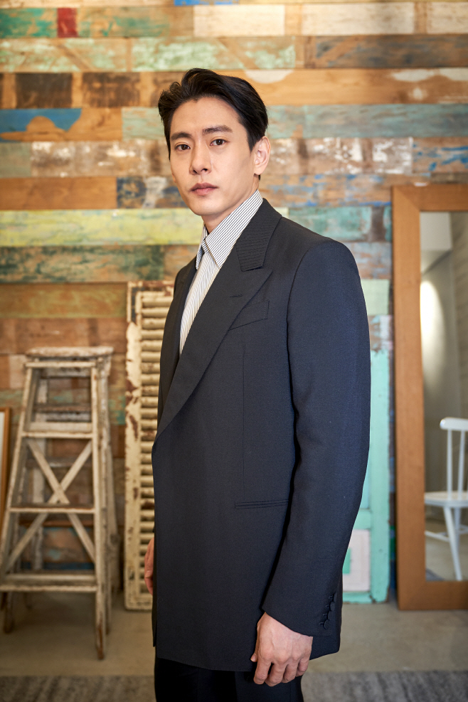 유태오