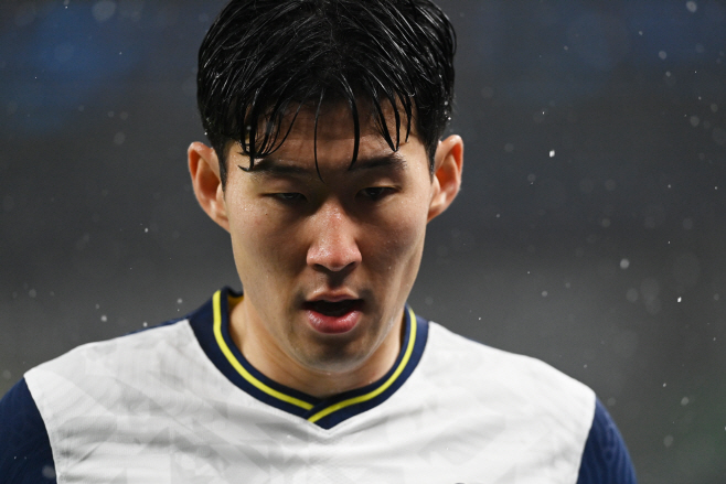 SOCCER-ENGLAND-TOT-CHE/REPORT <YONHAP NO-2719> (REUTERS)