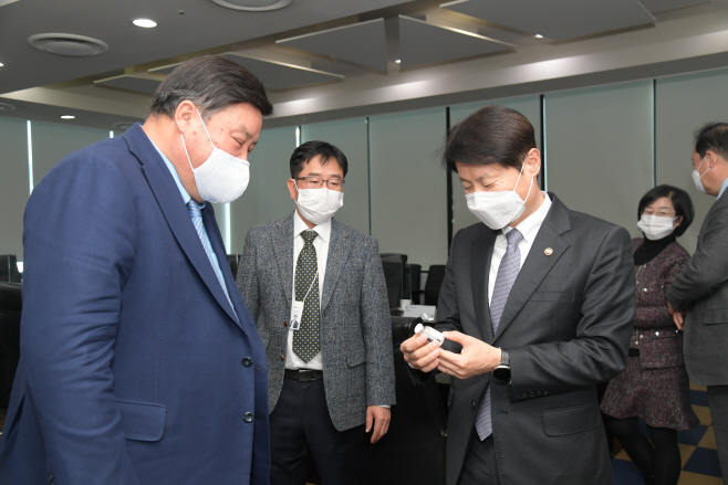 김강립 식약처장_셀트리온 방문