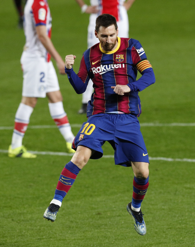 SOCCER-SPAIN-FCB-ALV/REPORT <YONHAP NO-0691> (REUTERS)