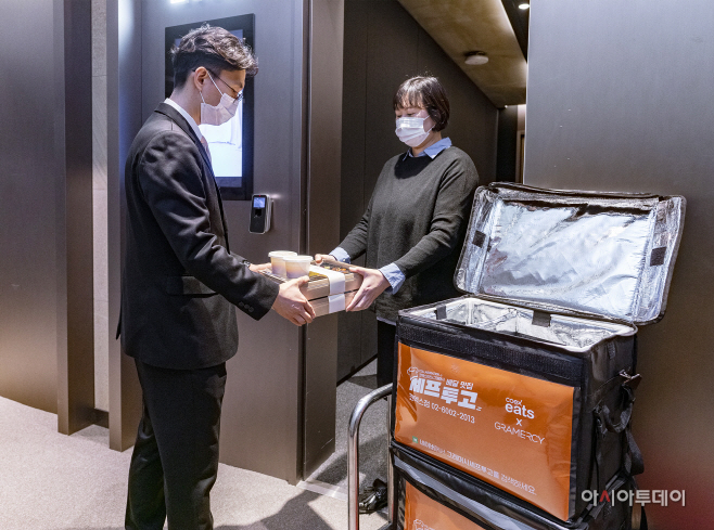 신세계푸드_구내식당 셰프투고 배달 서비스