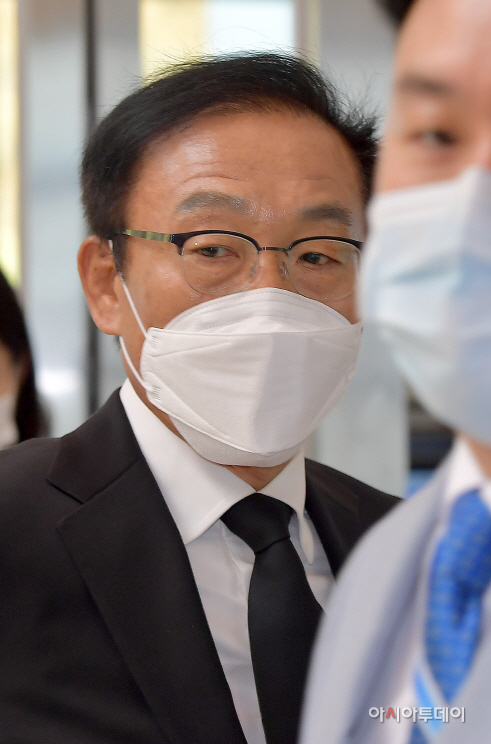 [포토]故 이건희 회장 빈소 찾은 김기남 삼성전자 DS부문 부회장