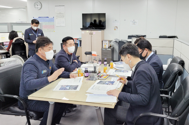 윤경희 청송군수, 행안부 방문 특별교부세 지원 적극 건의) (2)