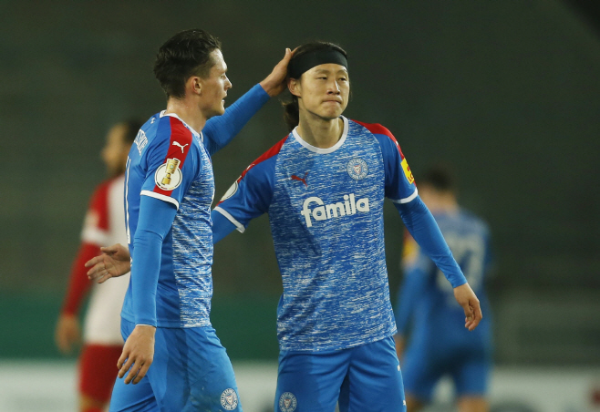 SOCCER-GERMANY-RWE-HKI/RE... via REUTERS)