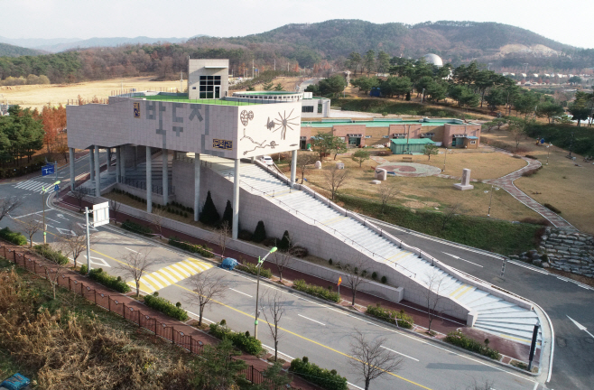안성시, 시인 박두진 관련 자료 공개 구입
