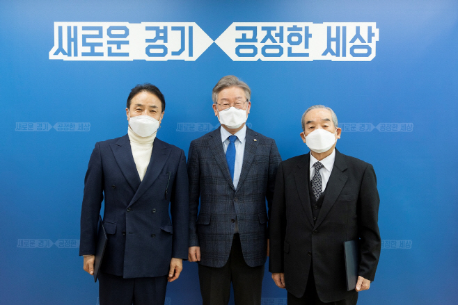 ‘2021 렛츠디엠지 평화예술제’에 조직위·집행위원장을 맡은