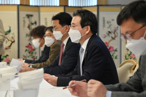 김용범 차관, 제10차 혁신성장 전략점검회의