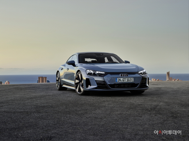 사진 1. ‘아우디 e-트론 GT’