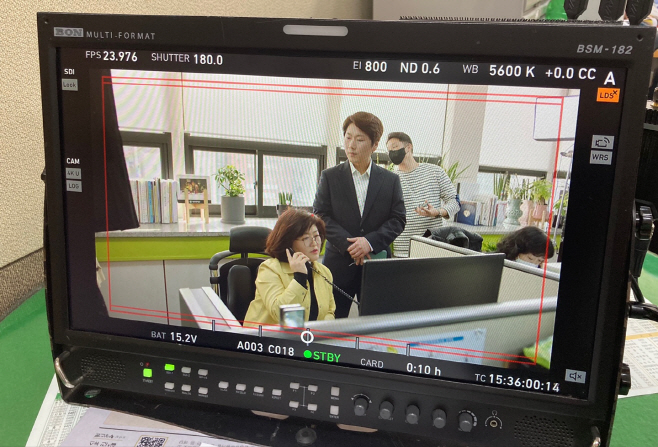 경주시가 제작중인 웹드라마 '경주우먼'의 촬영 모습/제공=경주