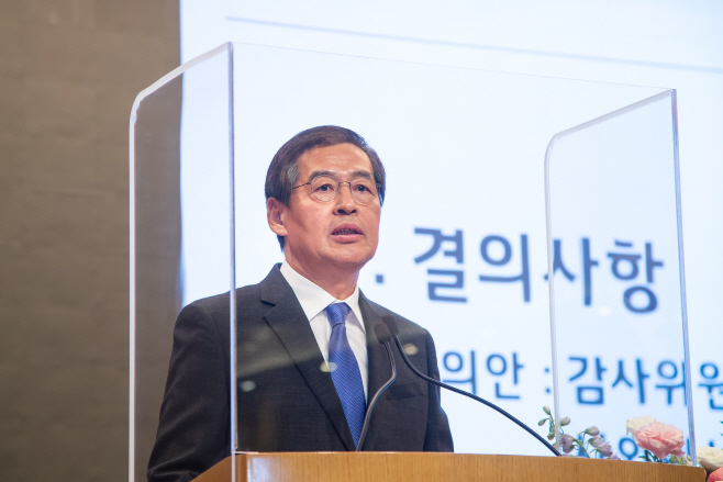 신학철