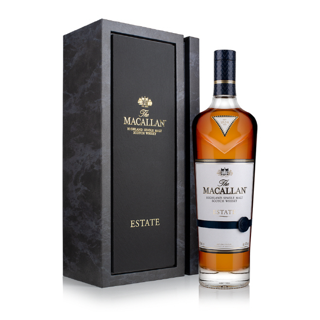 MAC-2019-Estate-bottle-pack-shot-70cl-side-png