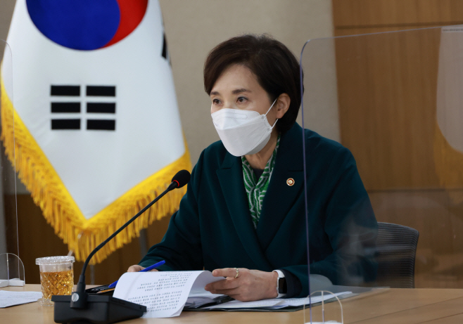 유은혜부총리_교육부 기자단 간담회