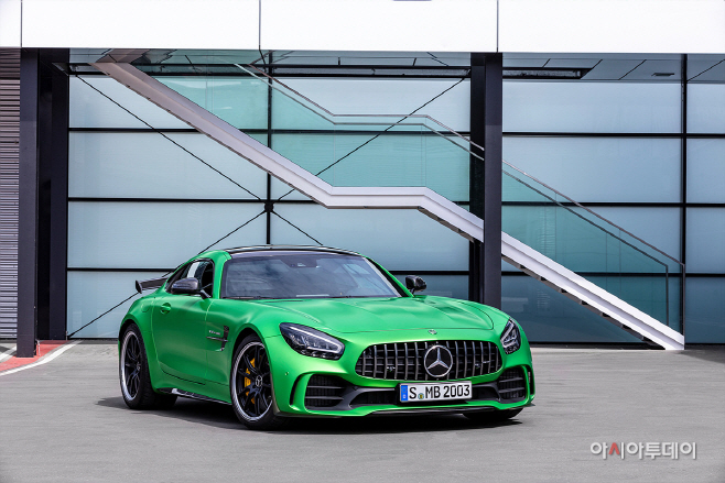 사진1-더 뉴 메르세데스-AMG GT R