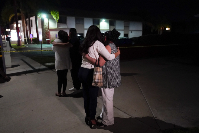 California Shooting Offices <YONHAP NO-3626> (AP)