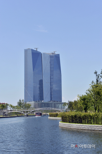 사옥전경 크기조정