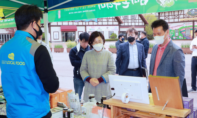 안성시, 안성로컬푸드 직거래 주말장터 개장
