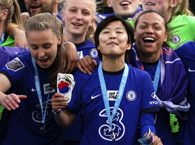 Britain Soccer Women's Champion <YONHAP NO-0323> (AP)