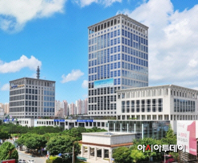 2019041101001437800081031