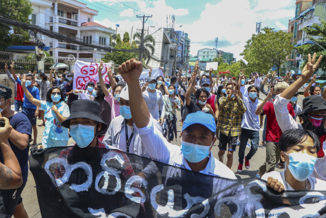 Myanmar Internet Controls <YONHAP NO-3969> (AP)