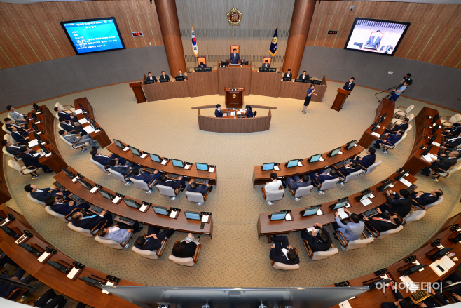 충남도의회, 새 자치분권 정착 앞장