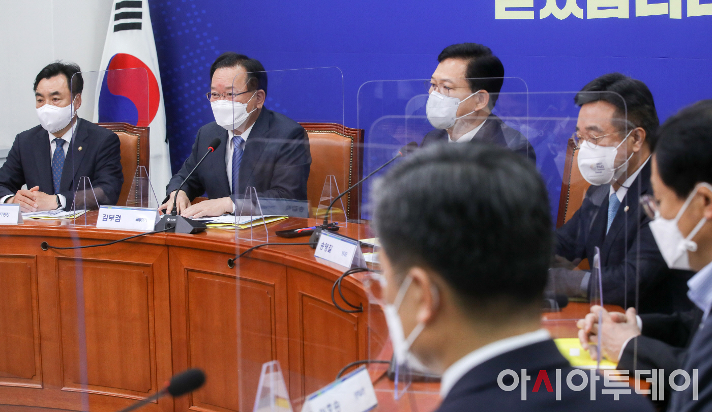 포토 김부겸 국무총리 고위당정 모두발언 - 아시아투데이