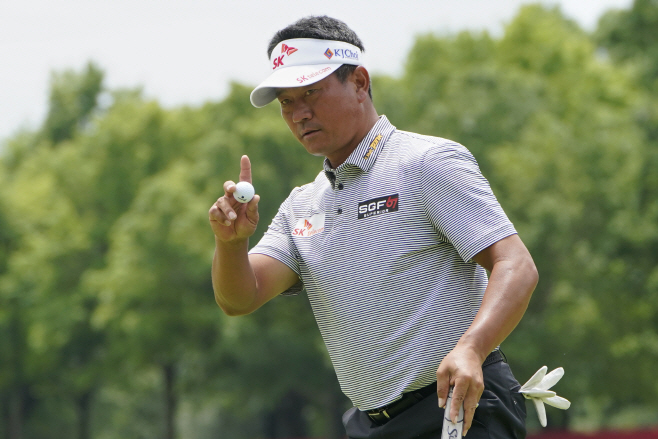 Senior PGA Championship Golf <YONHAP NO-1085> (AP)