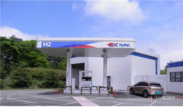 충전 대기중인 하이넷 춘천휴게소 충전소