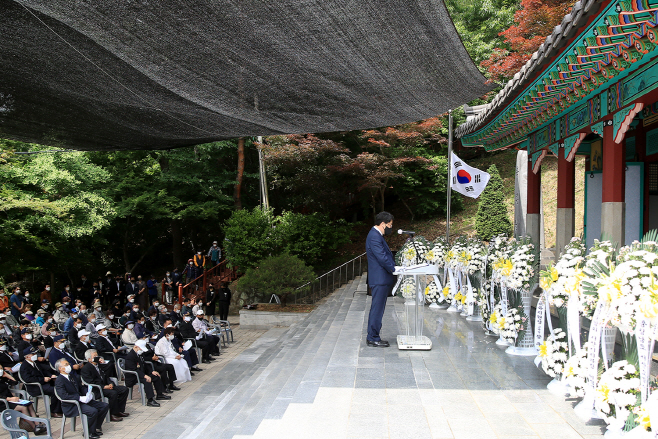 맹정호 서산시장, 충령각에서 현충일 추념식