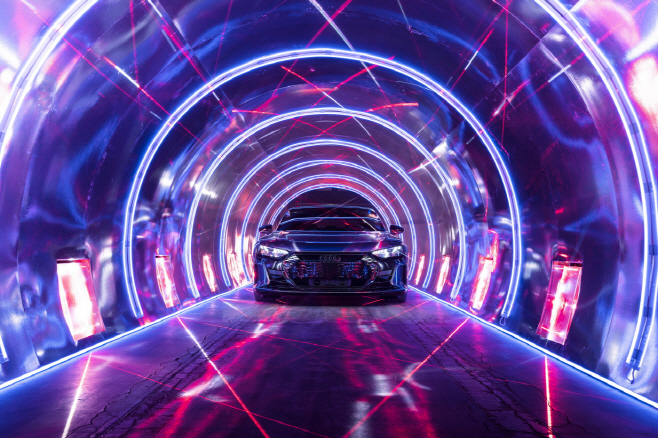 [사진자료] 아우디 최초 순수 전기 스포츠카 ‘e-트론 GT’ 1