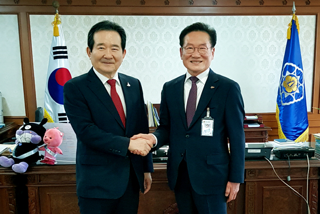 영천시) 최기문 영천시장, 정세균 국무총리와 만나 긴급현안 건