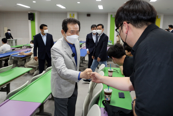 광주 찾은 정세균, 대학생과 만남