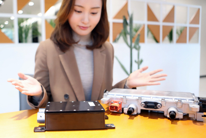 LG이노텍_GM품질우수상 4년 연속 수상_임직원